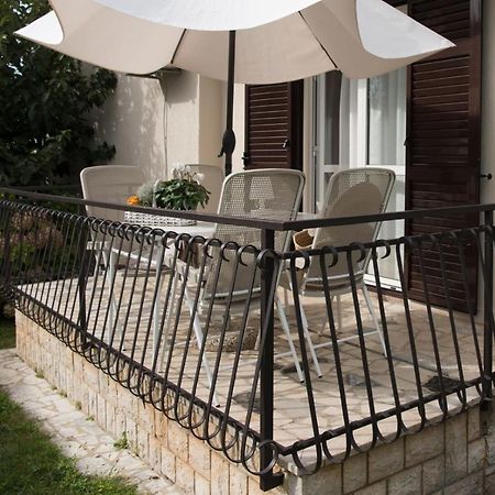 Apartments Sandra Poreč Buitenkant foto