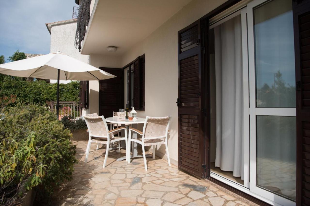 Apartments Sandra Poreč Buitenkant foto