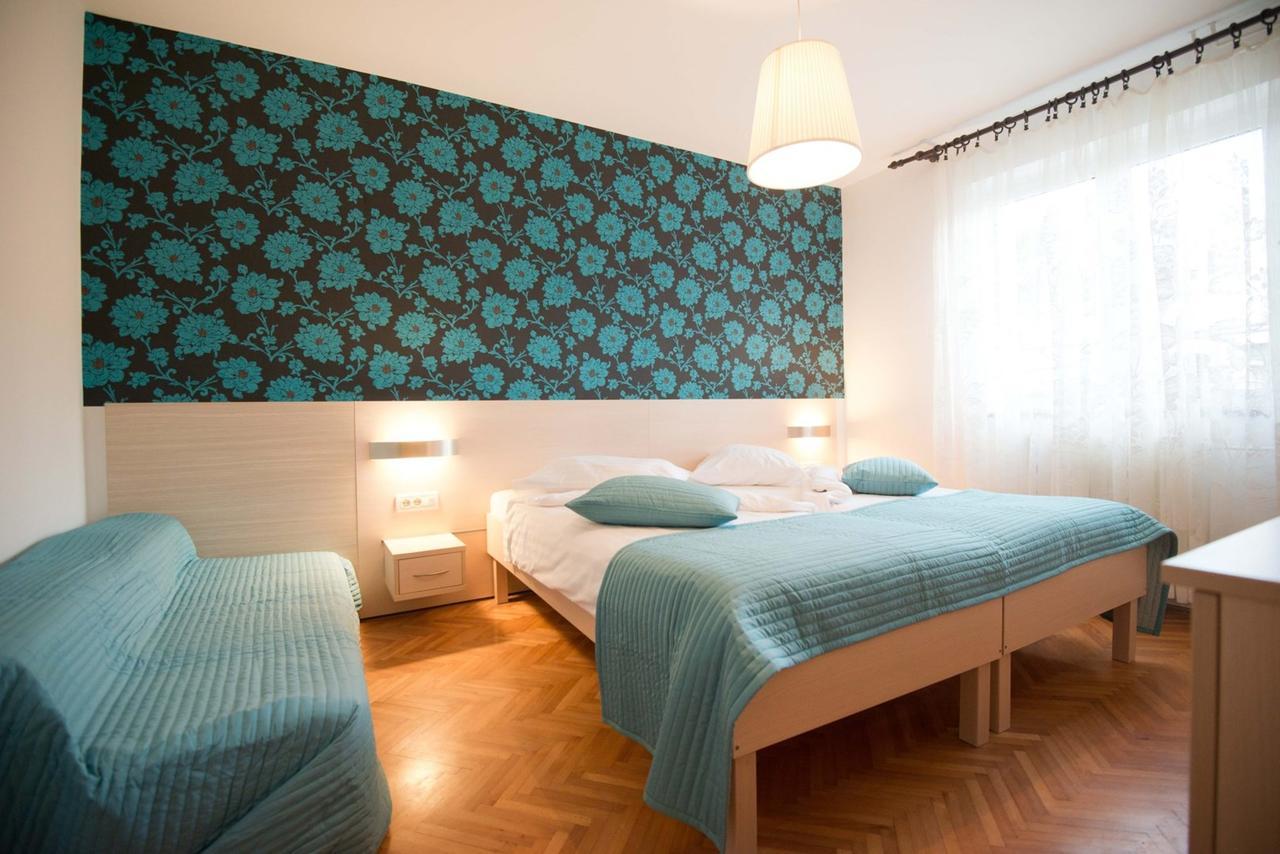 Apartments Sandra Poreč Buitenkant foto