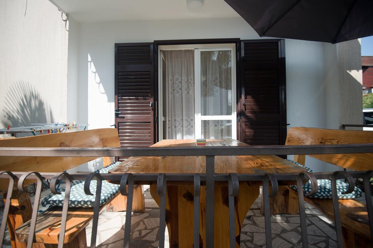 Apartments Sandra Poreč Buitenkant foto